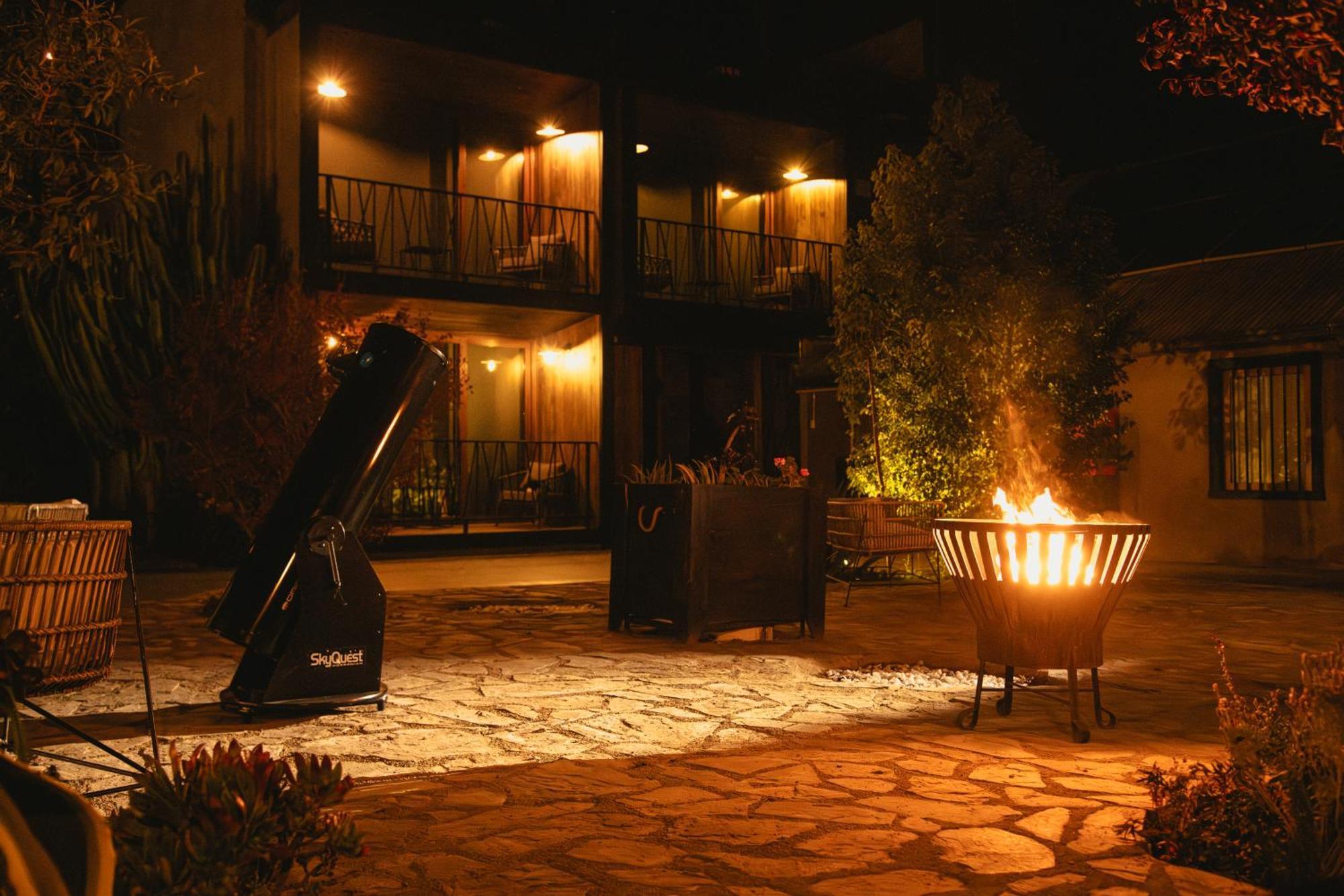 Solar Madariaga Hotel Vicuna Exterior photo